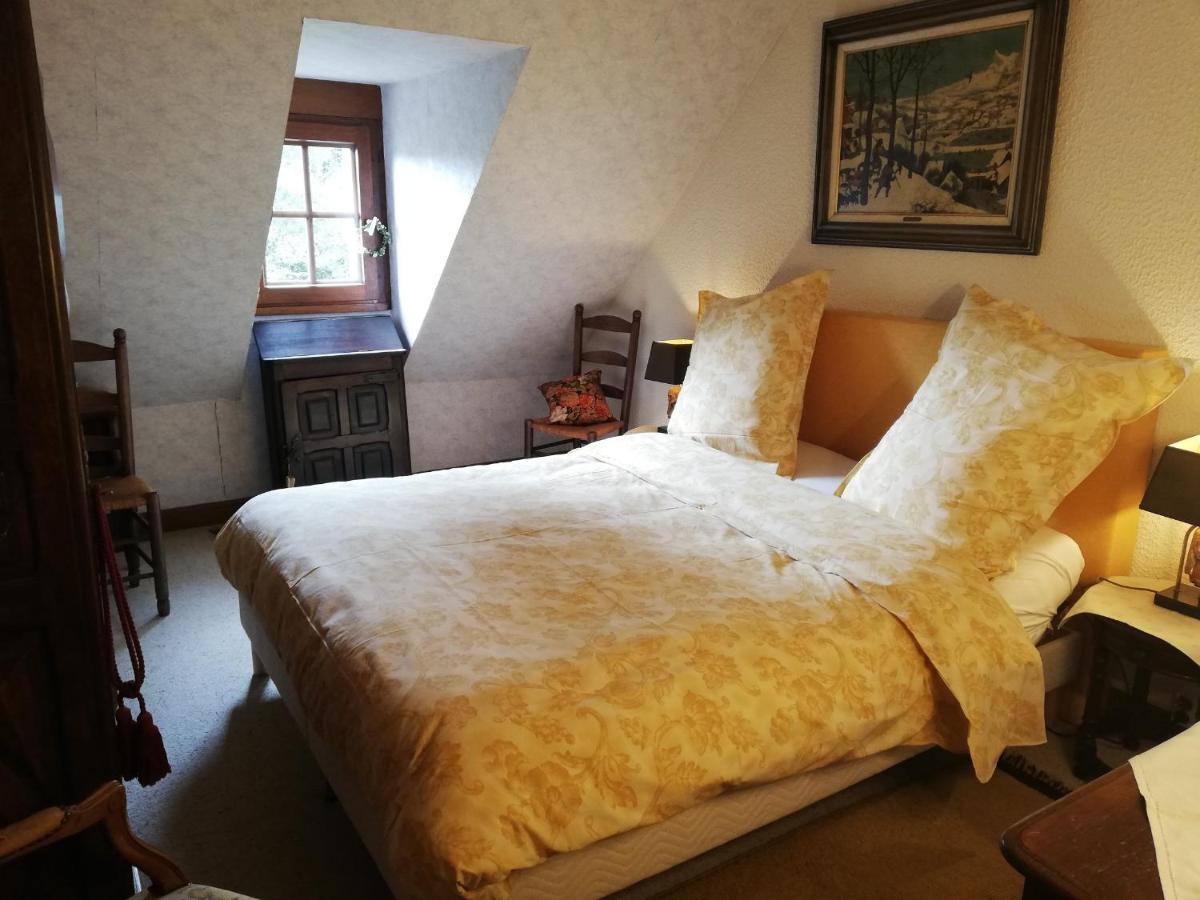 Le Fuchier Bed & Breakfast Saint-Martin-de-Fressengeas Bagian luar foto